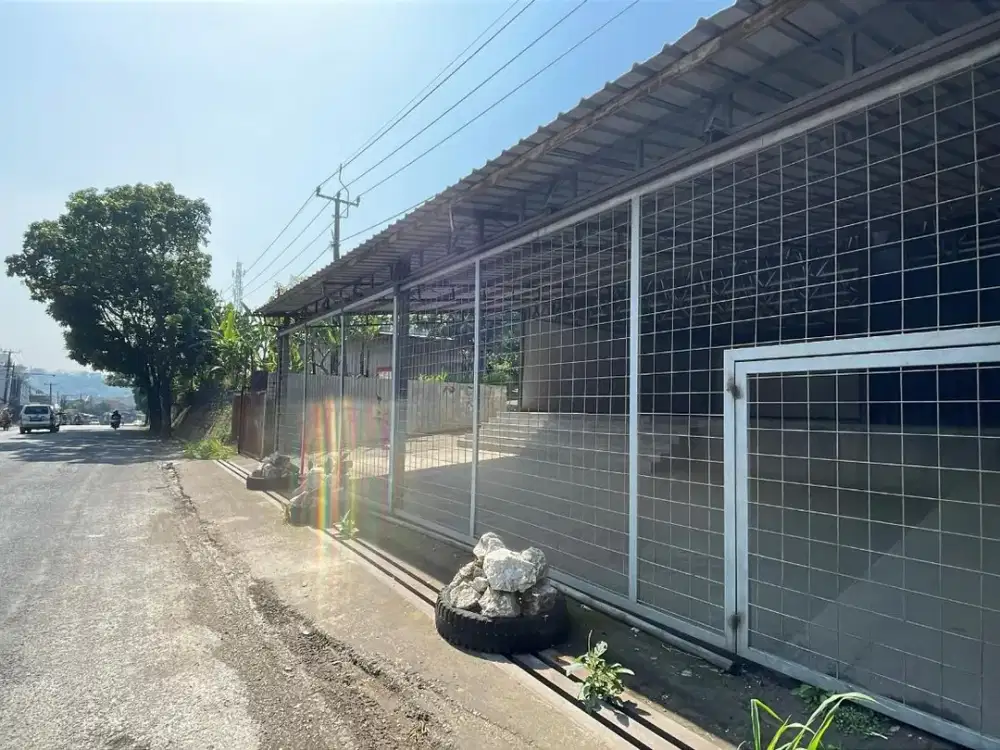Dijual Gudang Area Jalan Raya Ciburuy KBB