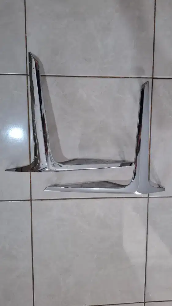 List Bumper Depan Veloz 2022