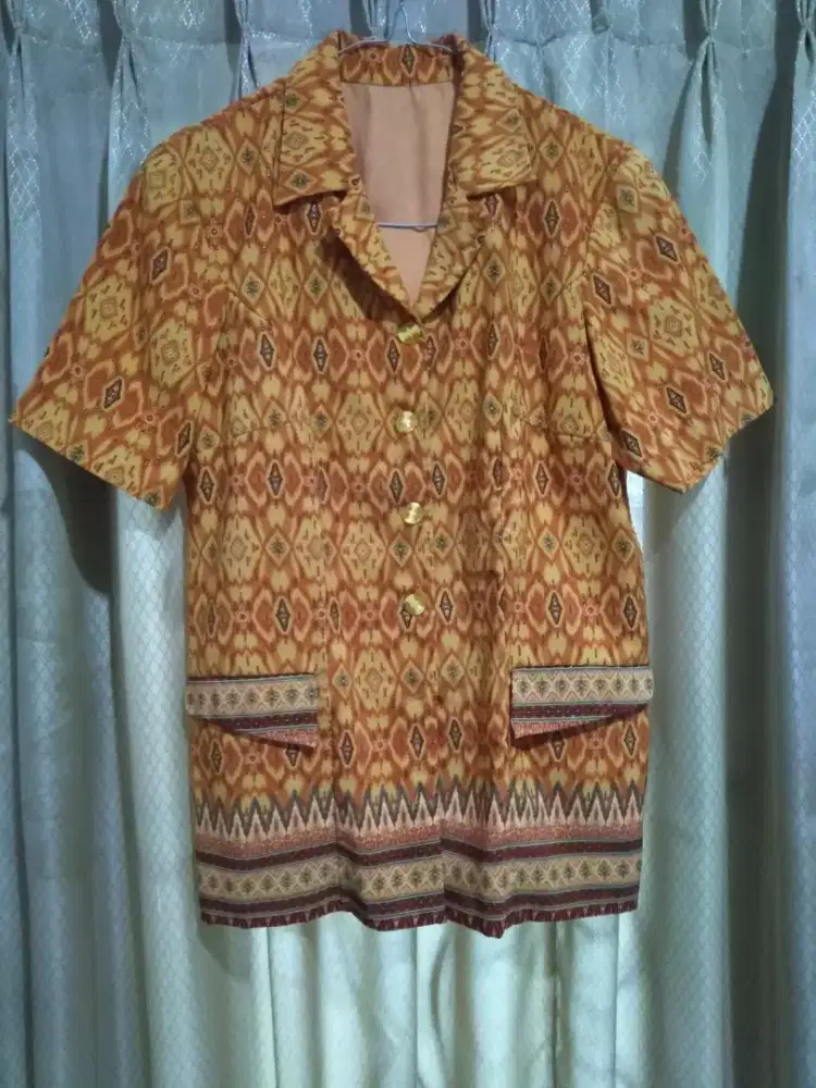 Kemeja Batik Lengan Pendek