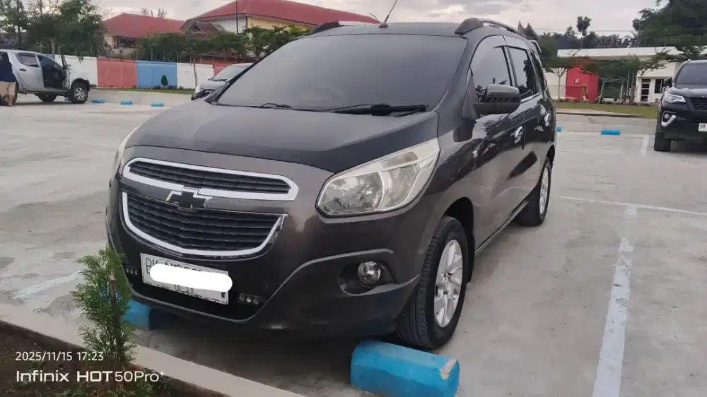 Dijual - Chevrolet Spin LTZ 2013