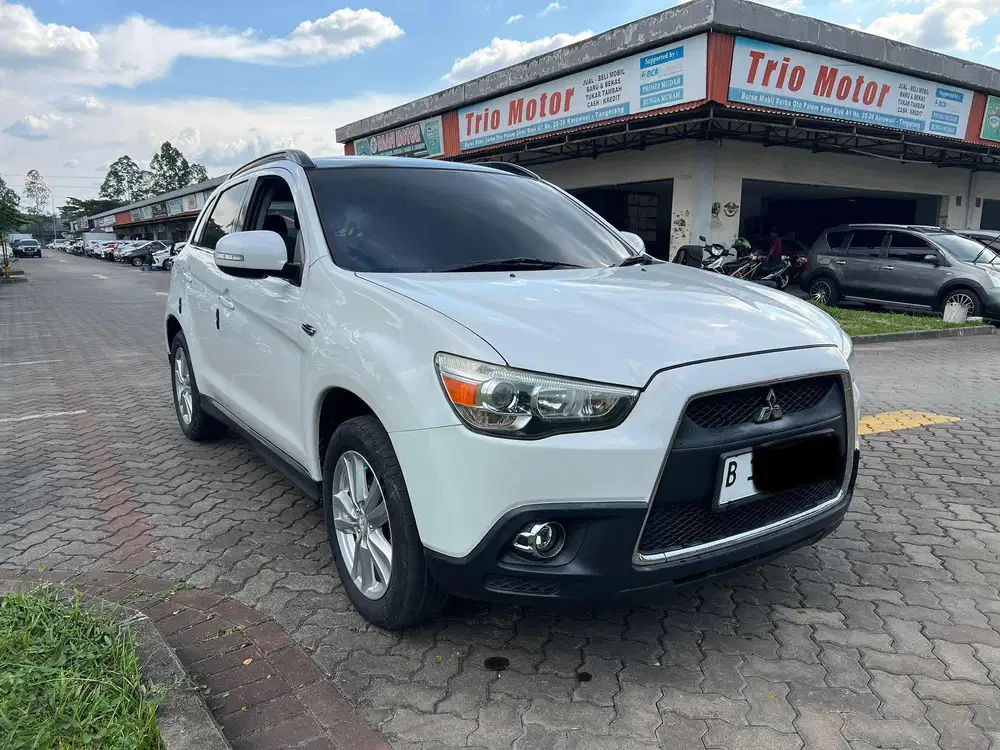 Mitsubishi Outlander PX AT 2013 Putih