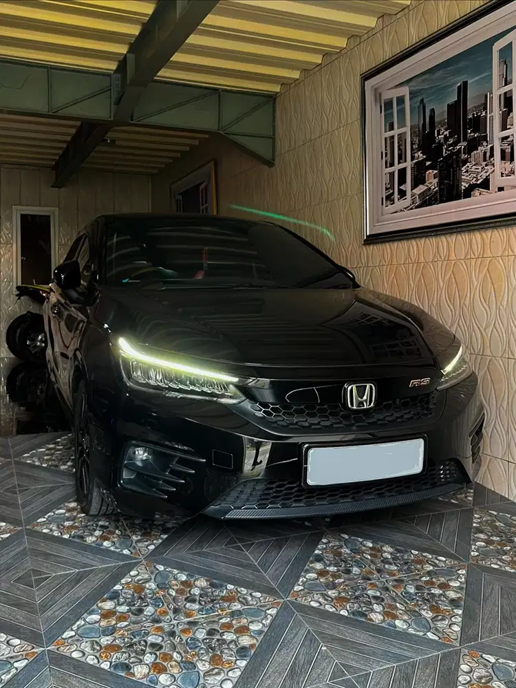 VERY LOW KM LIKE NEW 8RB KM