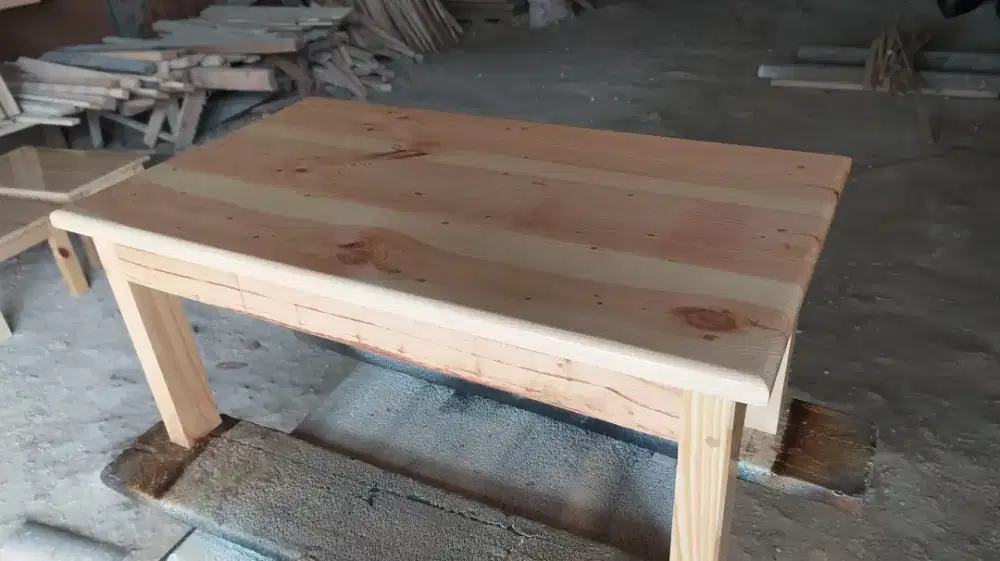 Meja lesehan/meja belajar/meja laptop