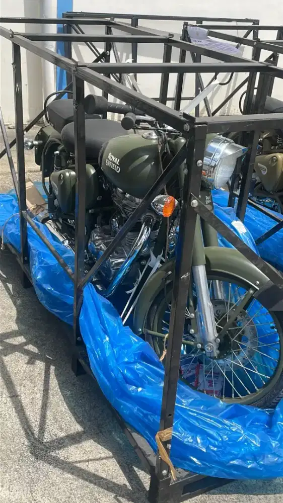 DIJUAL royal Enfield classic 500cc BARU 2019