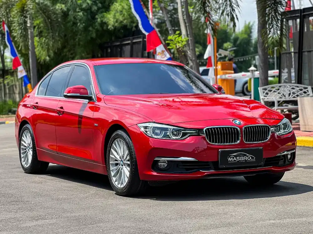 BMW 320i Luxury LCI 2018