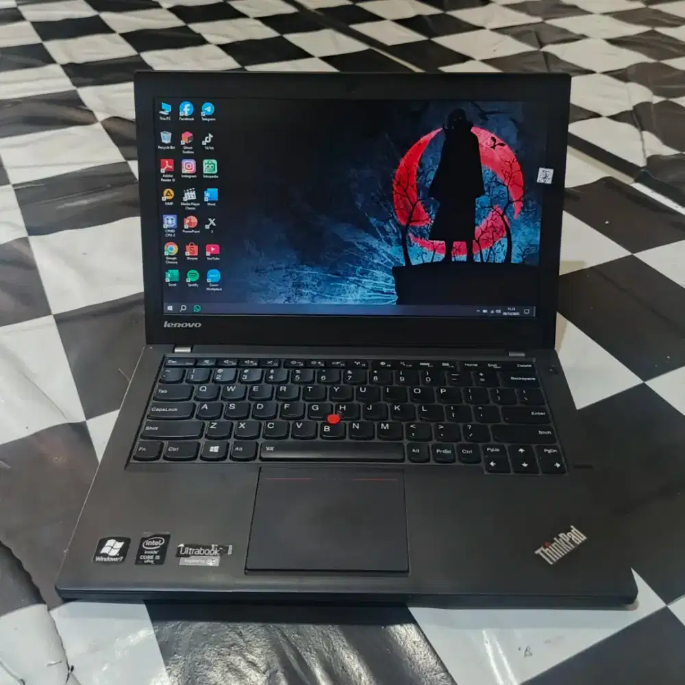 Lenovo thinkpad X240 12,5inch core.i5 gen4 Ram8GB/ssd256GB bogor