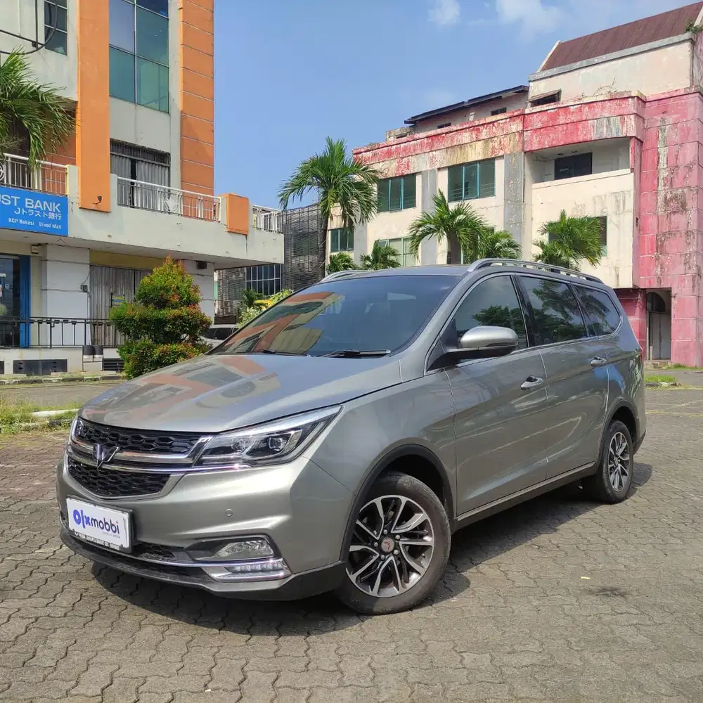 Pajak Panjang - Wuling Cortez 1.5 LT Lux Bensin-AT 2019