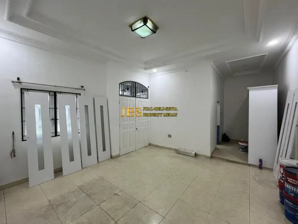 Jual Rumah Kondisi Siap Huni di Komplek Cemara Hijau Jalan Metal Medan