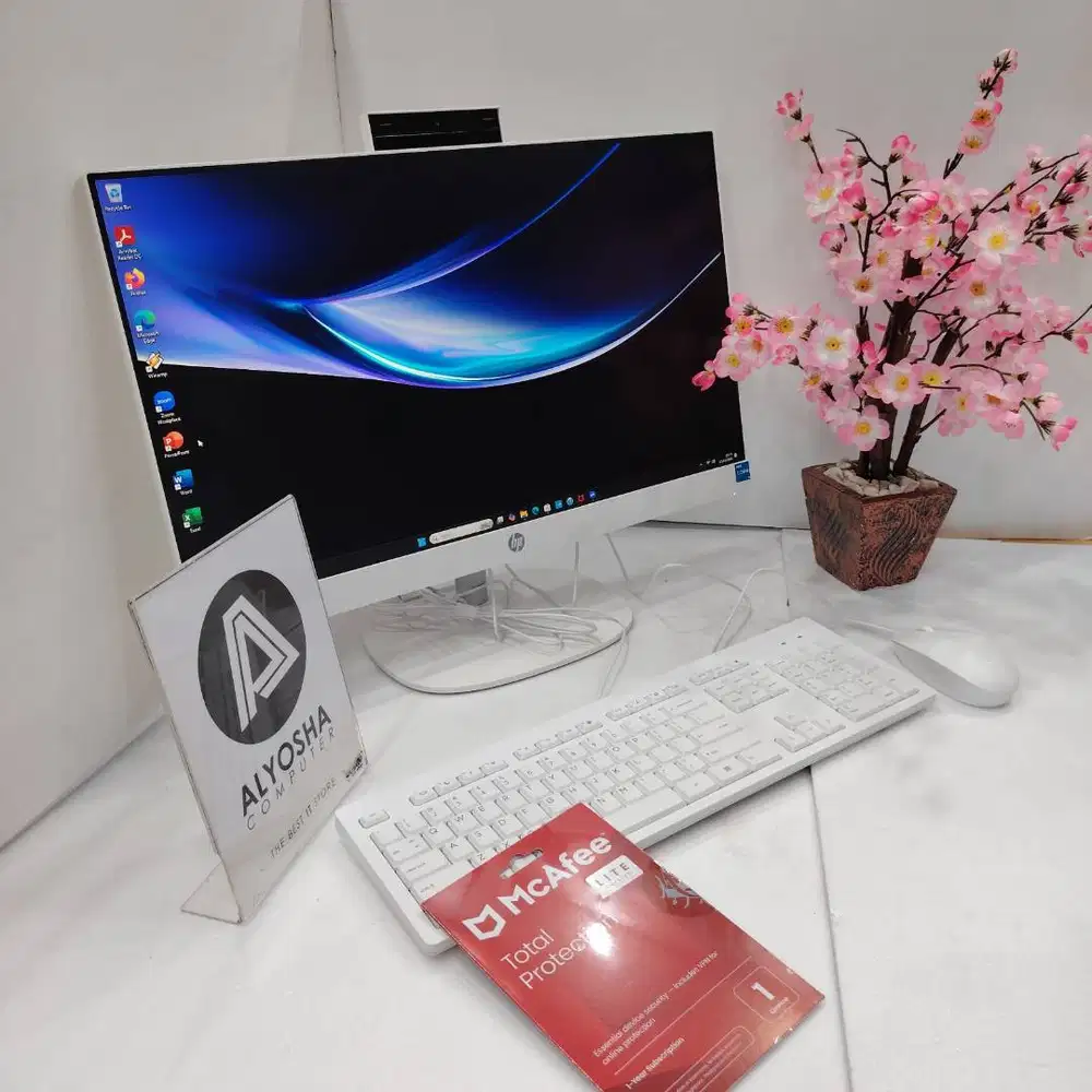 Desktop PC HP AIO 24 cr0200d Intel Core i3 1315U 8GB 512GB SSD