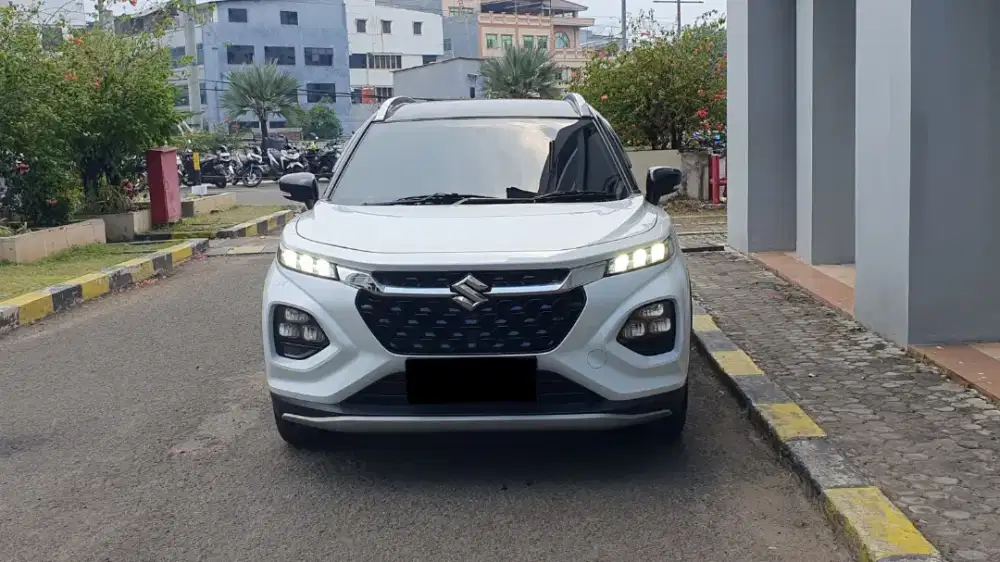 Suzuki Fronx GX SGX 1.5 Hybrid HV HEV AT Two Tone Putih 2025/2024