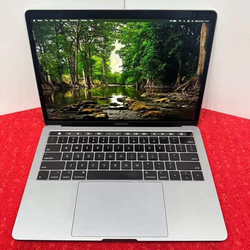 Macbook Pro 13 inch,2018  CTO Four Thunderbolt 3 Ports