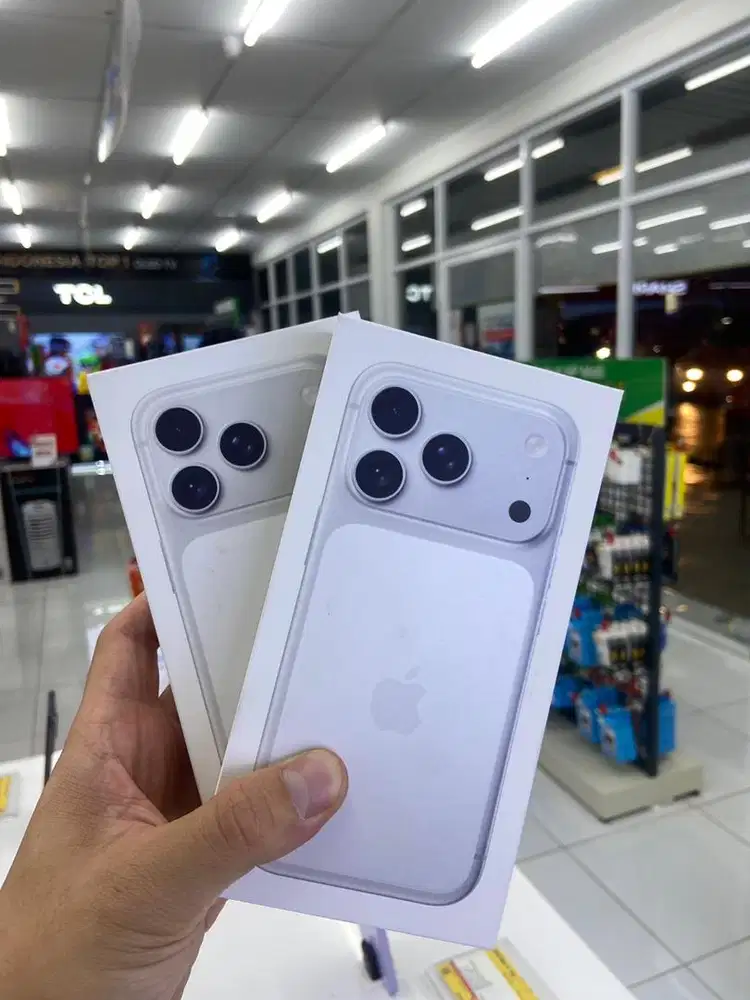 iPhone 17 Pro Max 256GB Silver