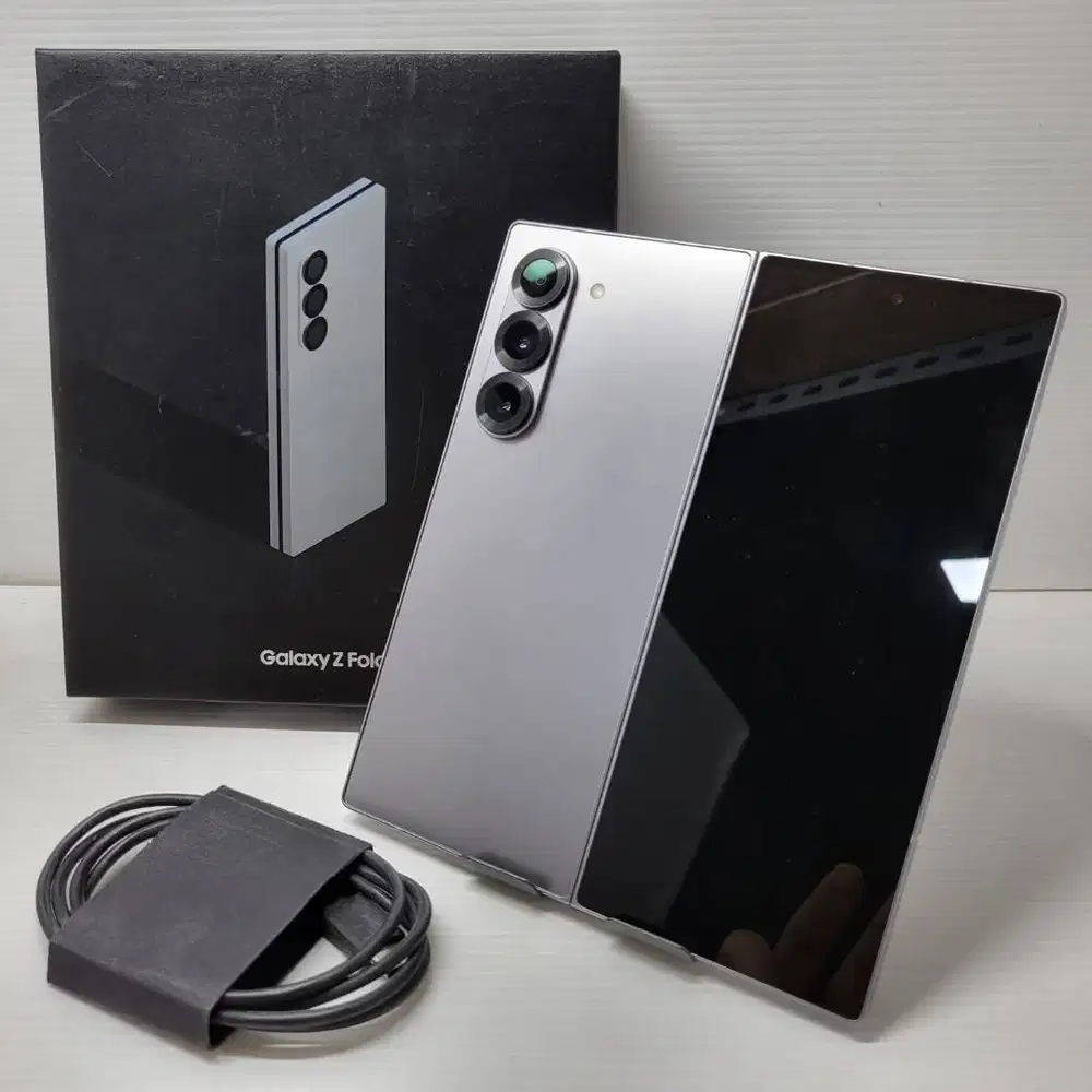 LIKE NEW 99% SAMSUNG GALAXY Z FOLD 6 5G 12/256 SILVER SHADOW PERFECT 9