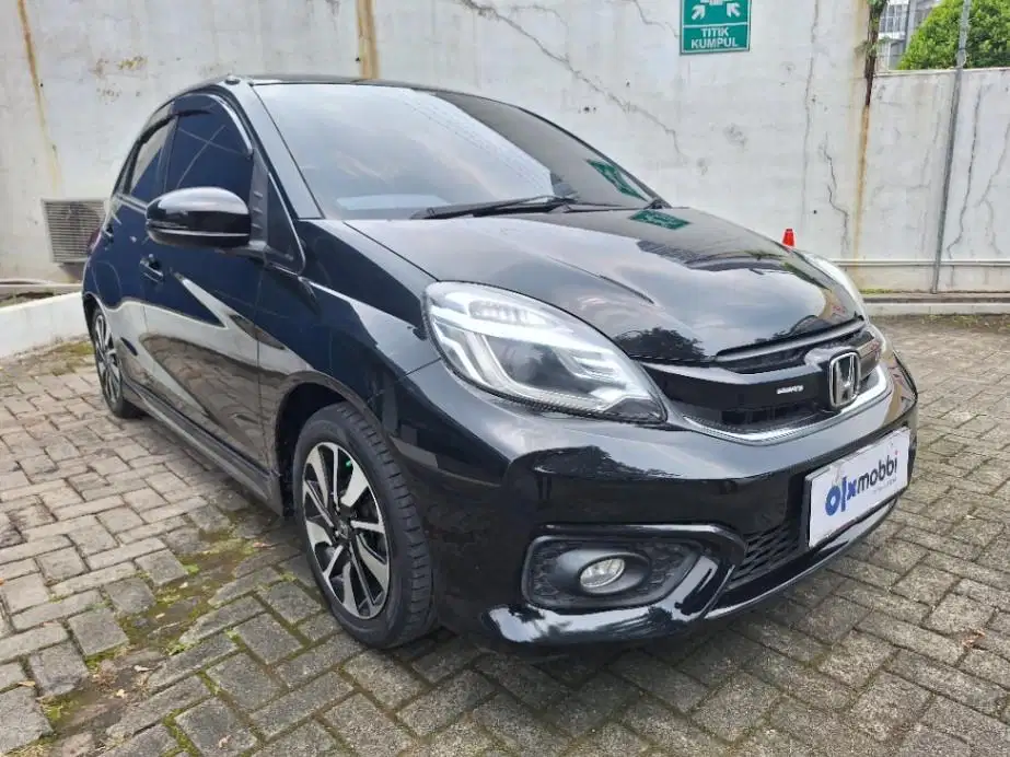 DP MURAH Honda Brio 1.2 RS Bensin-MT 2016 Hitam CSMHB