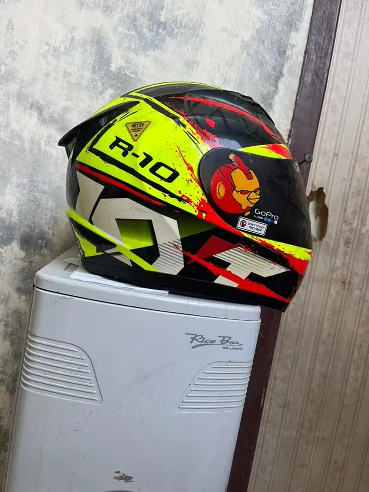 Helm KYT full face