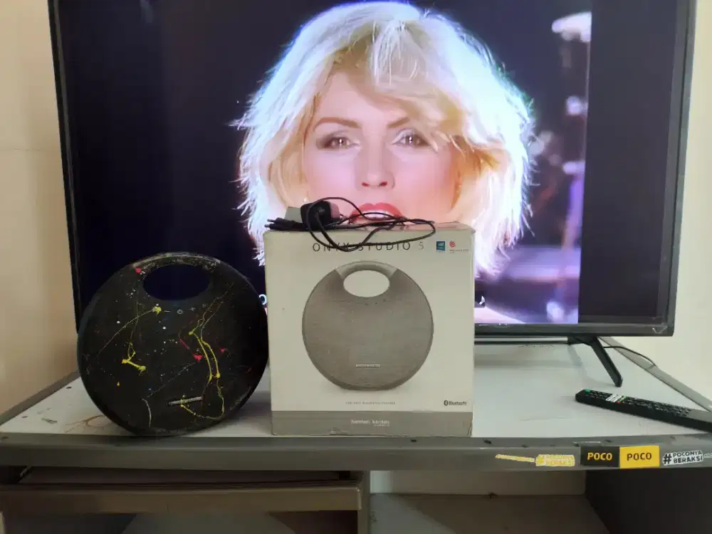 Harman Kardon onyx studio 5