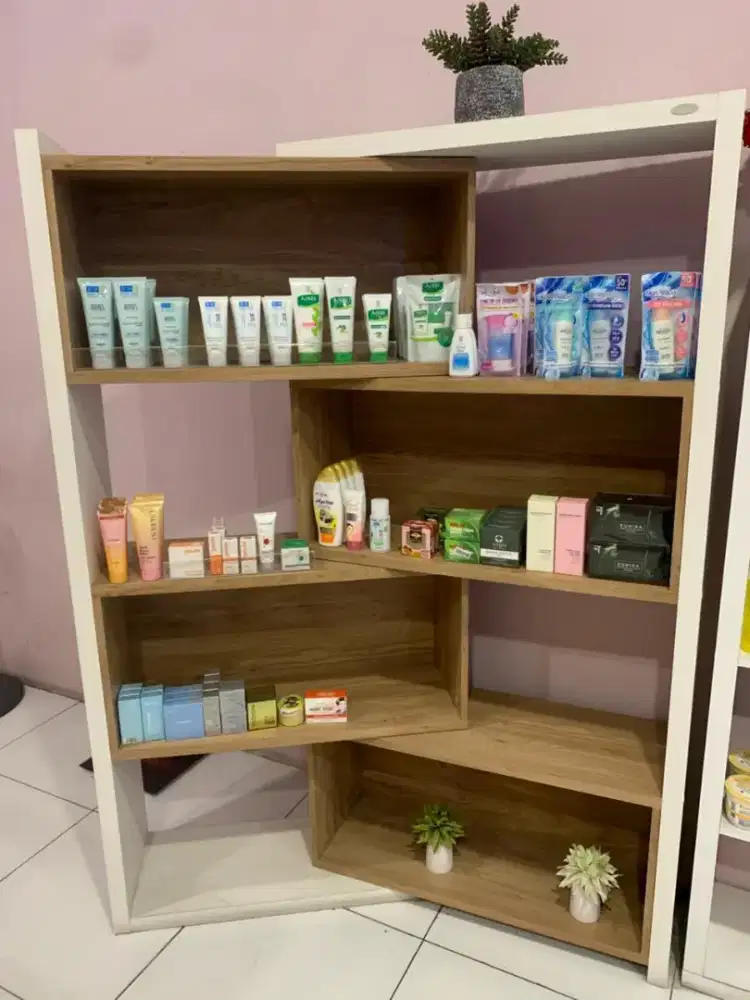 Rak Serbaguna dan Estetik