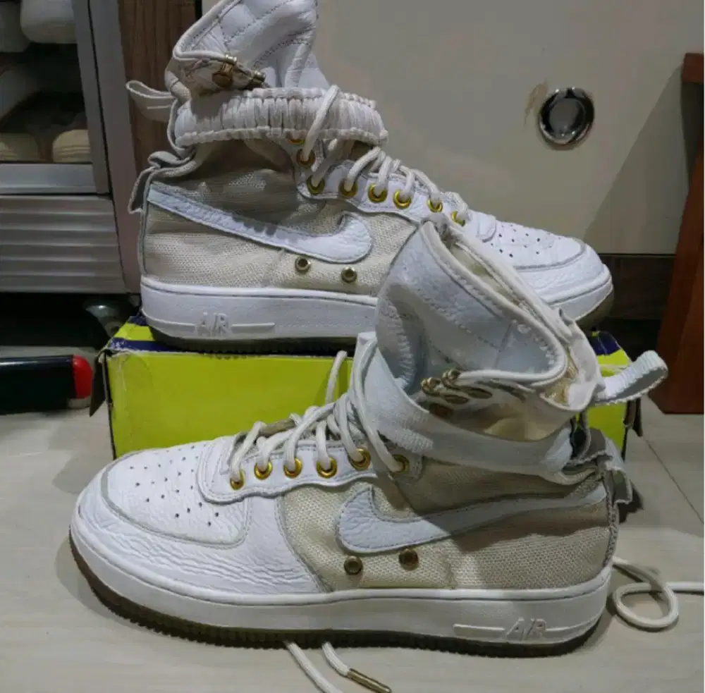Sepatu Nike af1 LNY preloved size 42