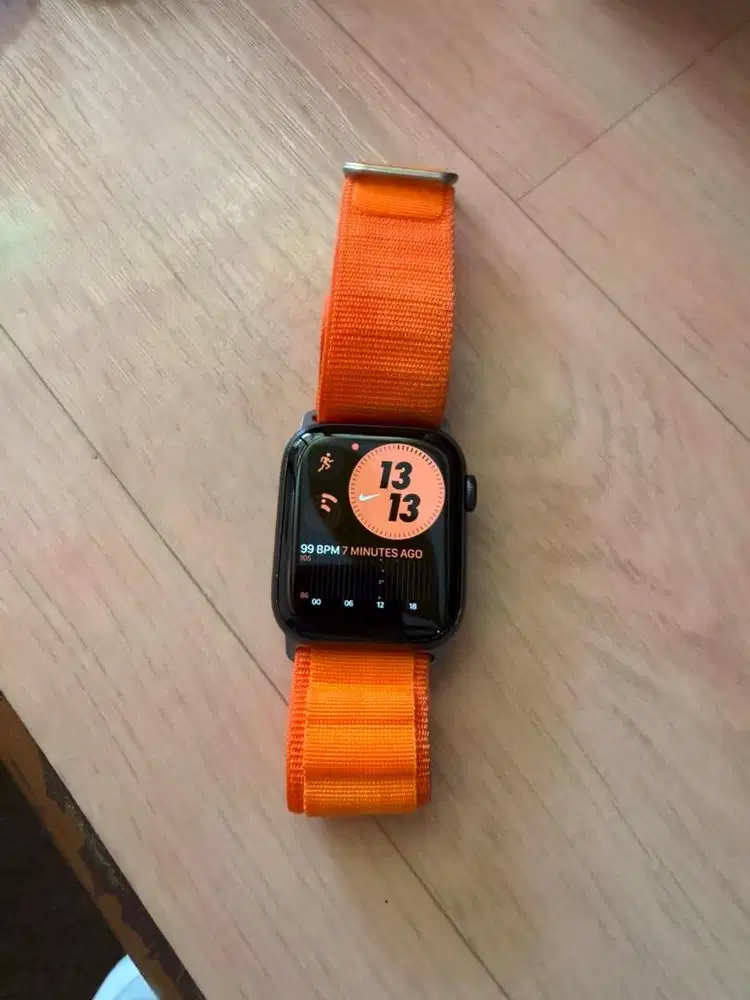 Apple Watch Series 6 Size 44MM Grey Fullset Mulus ex pribadi