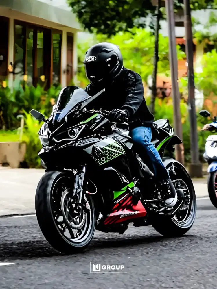 FOR SALE!! Honda CB 400 V-Tec 2 (ZX Custom)