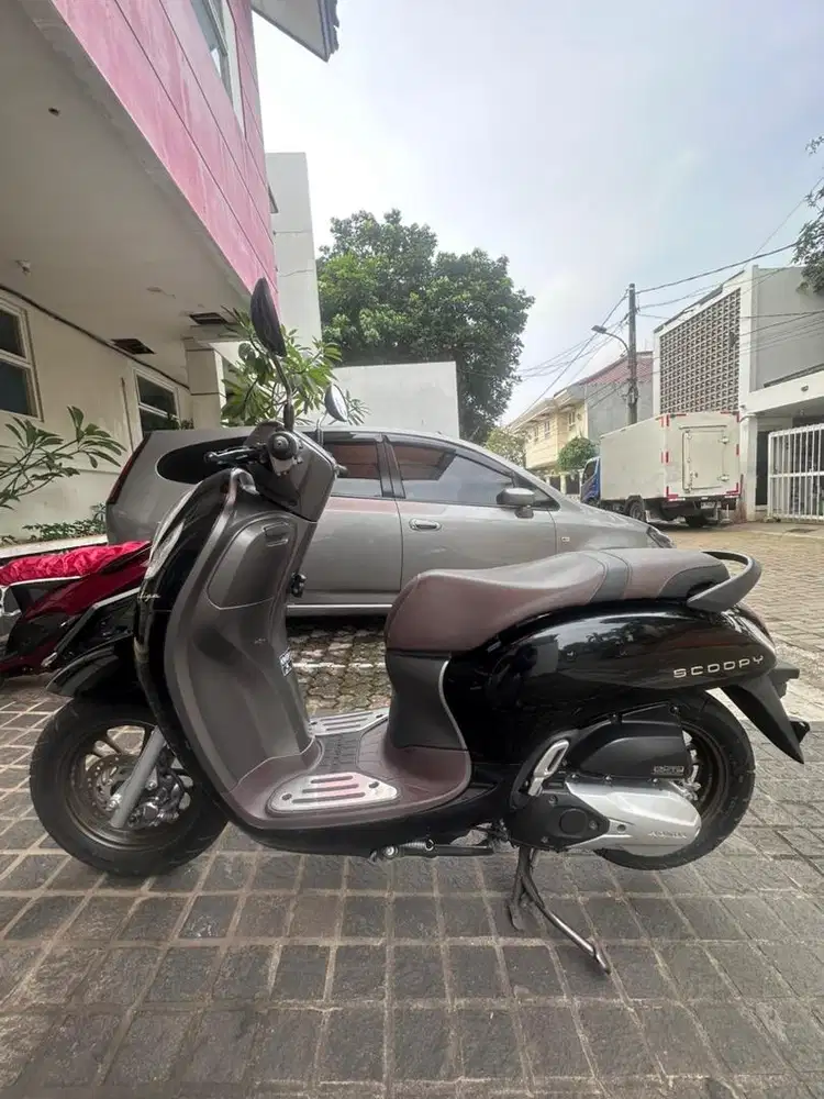 SCOOPY PRESTIGE 2022