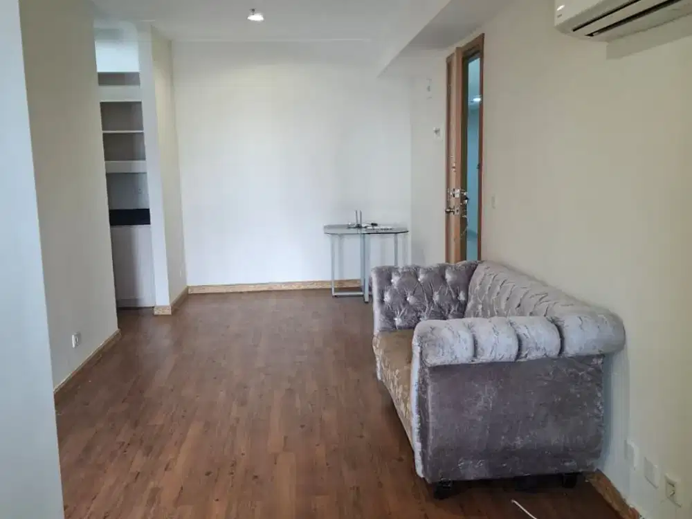 Disewakan Office di The Mansion Bougenvile Fontana Kemayoran Jakarta Utara – Semi Furnished