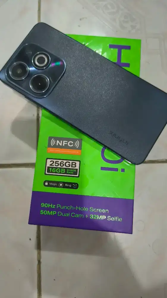 Infinix hot 40i mulus 16/256 lengkap.