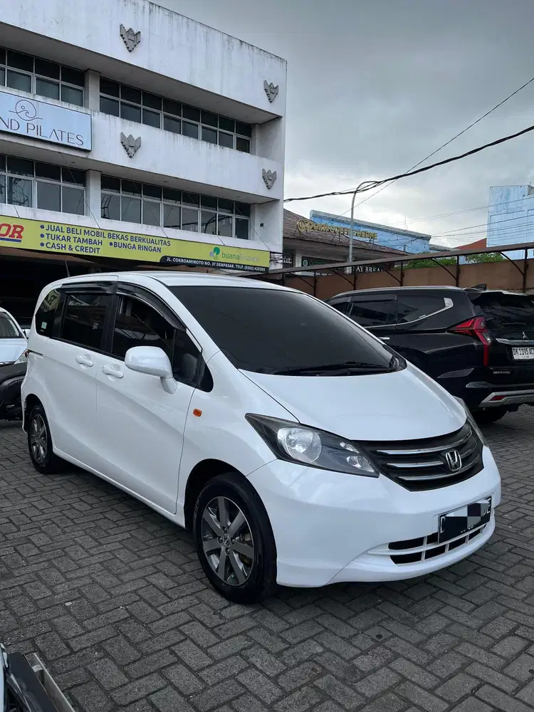 Honda Freed 2010 Bensin