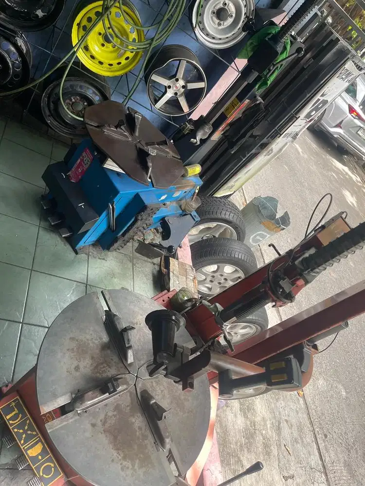 Dibutuhkan montir bengkel Ban mobil di jakarta