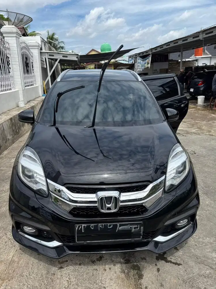 Mobilio rs matic 2016 km 57 rb jual santai aja di 160 jt nego bensin
