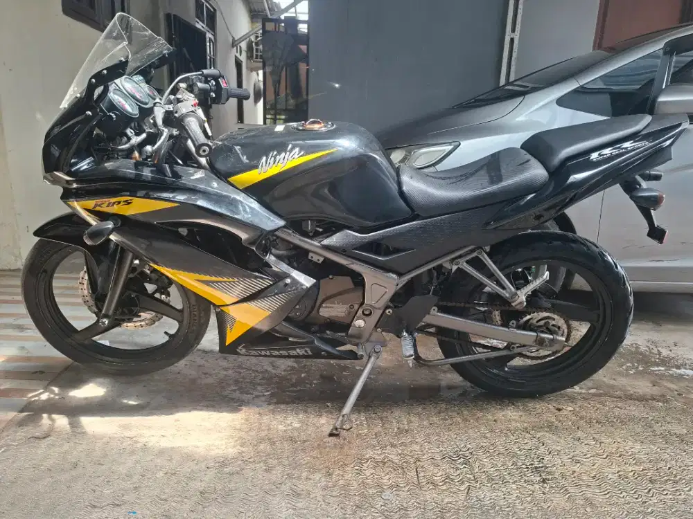 Ninja 150 RR NEW THN 2013 ( pemakaian thn 2014 )
