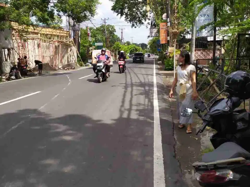 DIKONTRAKKAN TANAH LOKASI HAYAM WURUK DENPASAR