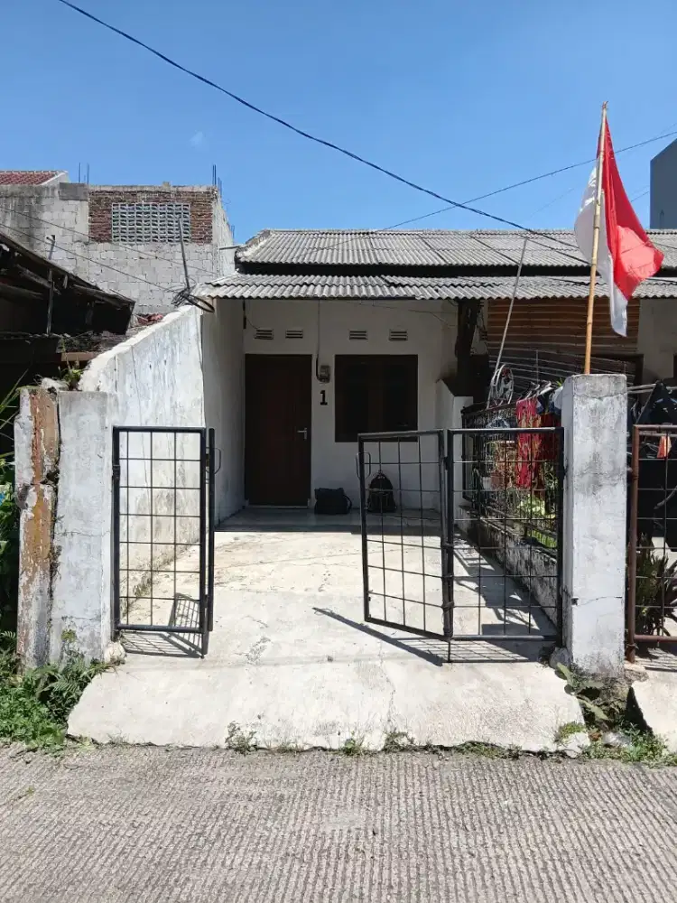 Disewakan rumah ( petak ) di daerah Margacinta Bandung