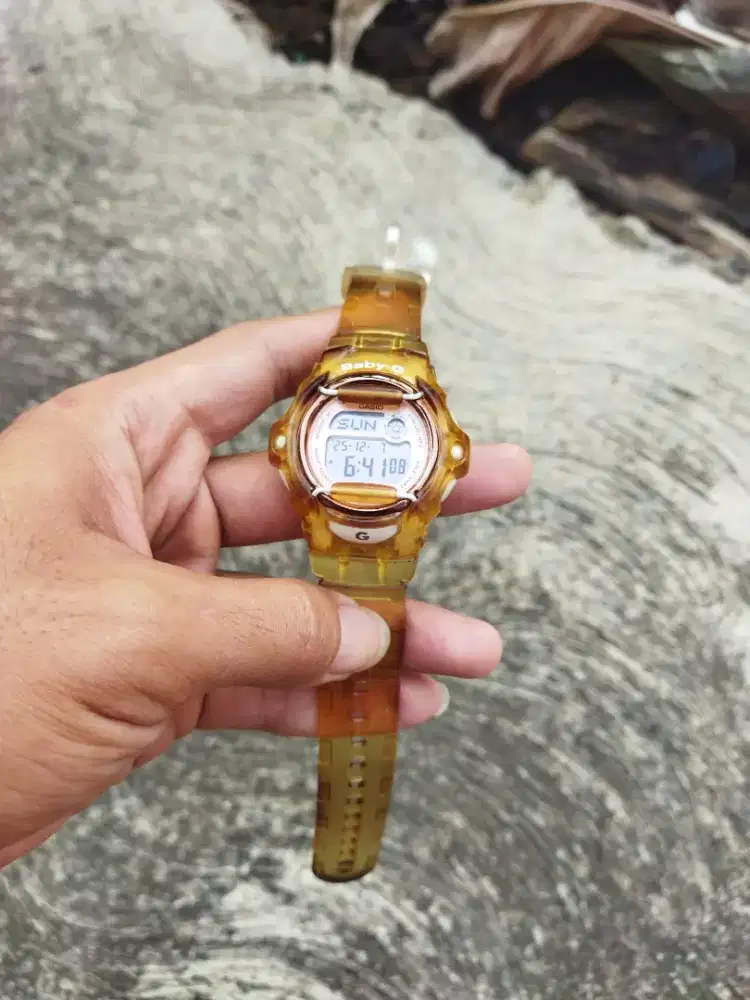 Jam tangan g sock cewek ruber kuning