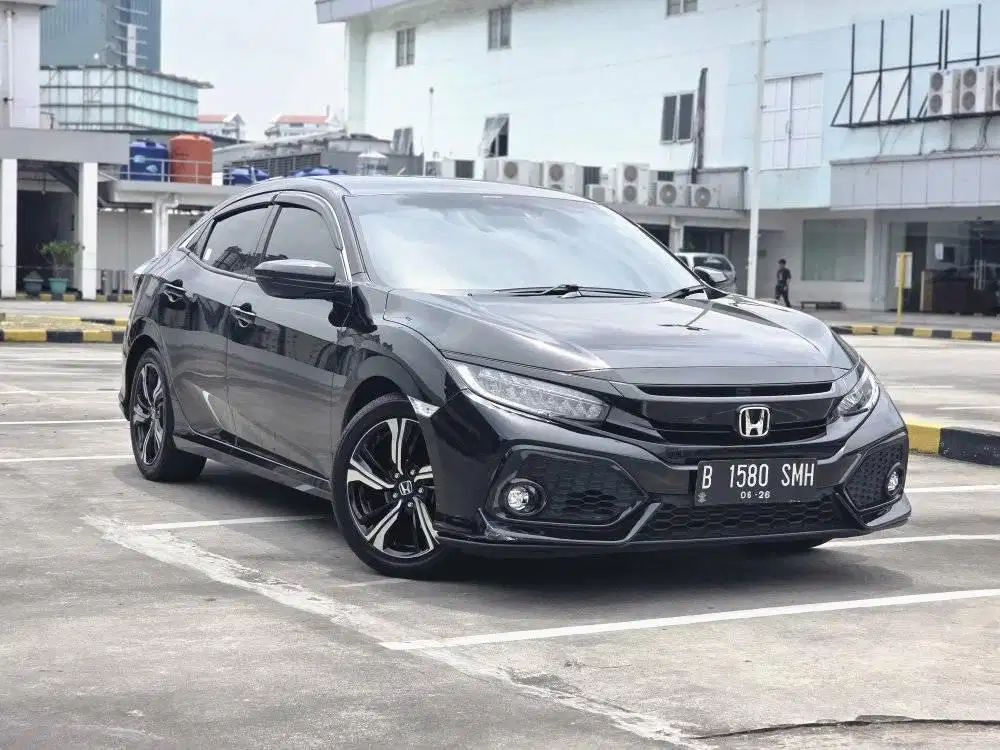Honda Civic E hatchback 2018 hitam km50rb