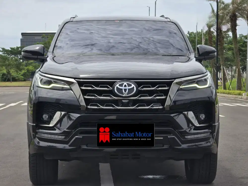 Toyota Fortuner 2021
VRZ GR Sport 2.4 matic