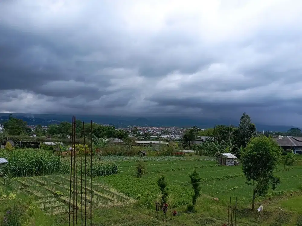 Villa 7 Metro Area Wisata Batu Garansi Passive Income Akses Mudah