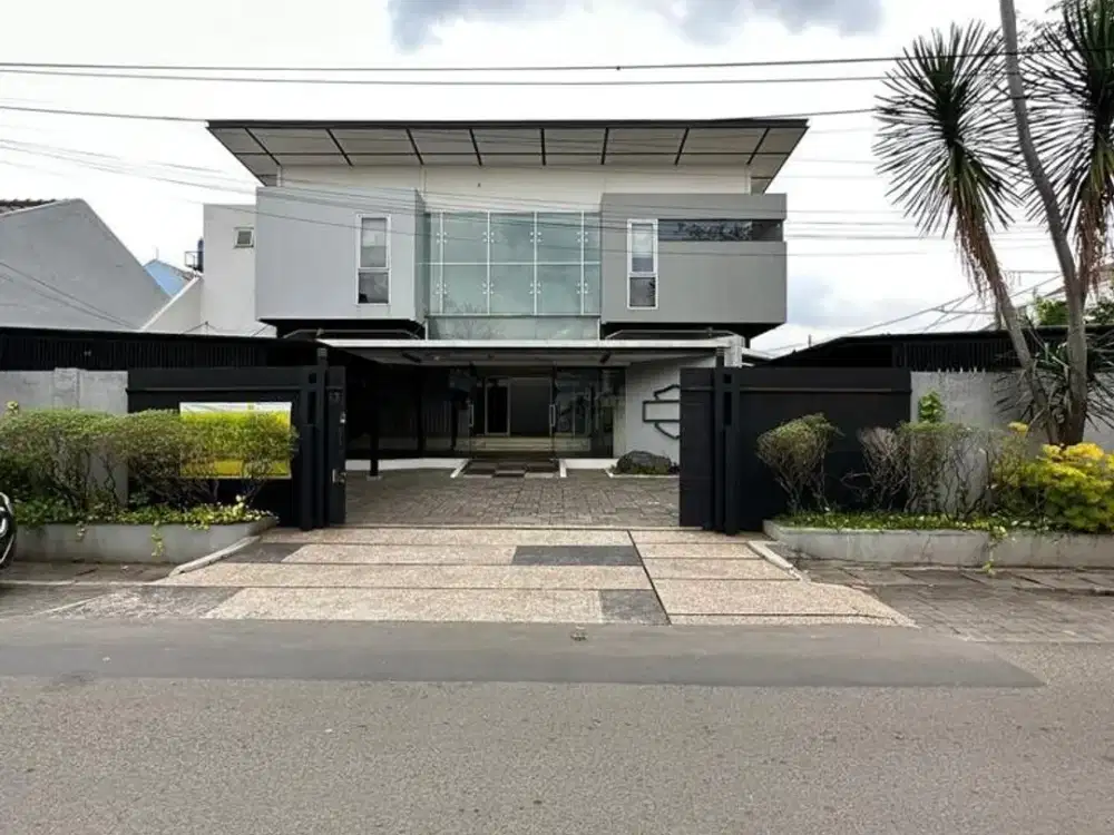 Disewa Rumah Untuk Private Office di Lingkungan Tenang Intan, Cilandak, Jakarta Selatan