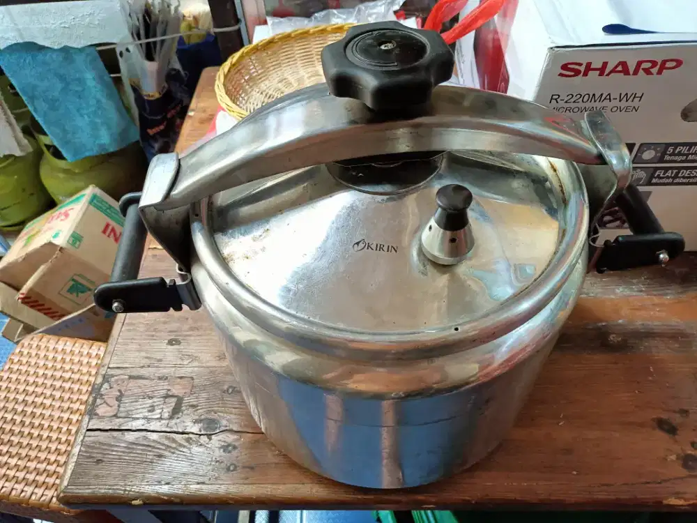 PRESTO Kirin Pressure cooker (KPC 200)