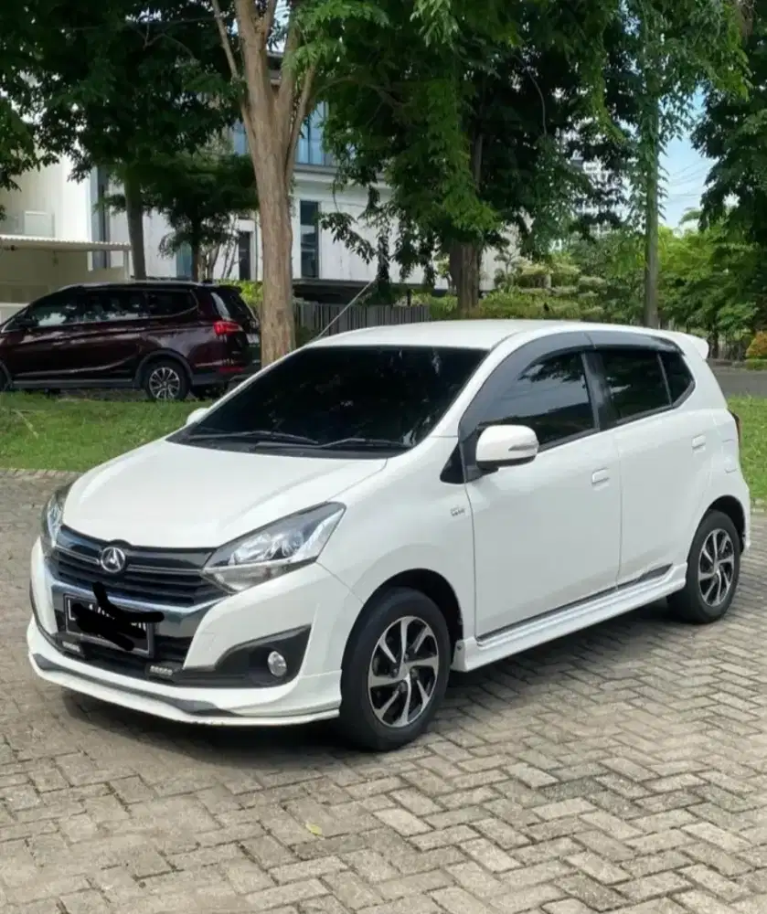 Daihatsu ayla 1.2 R deluxe manual putih