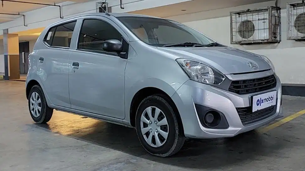 TDP 4,JT Daihatsu Ayla 1.0 D Bensin-MT Silver 2019