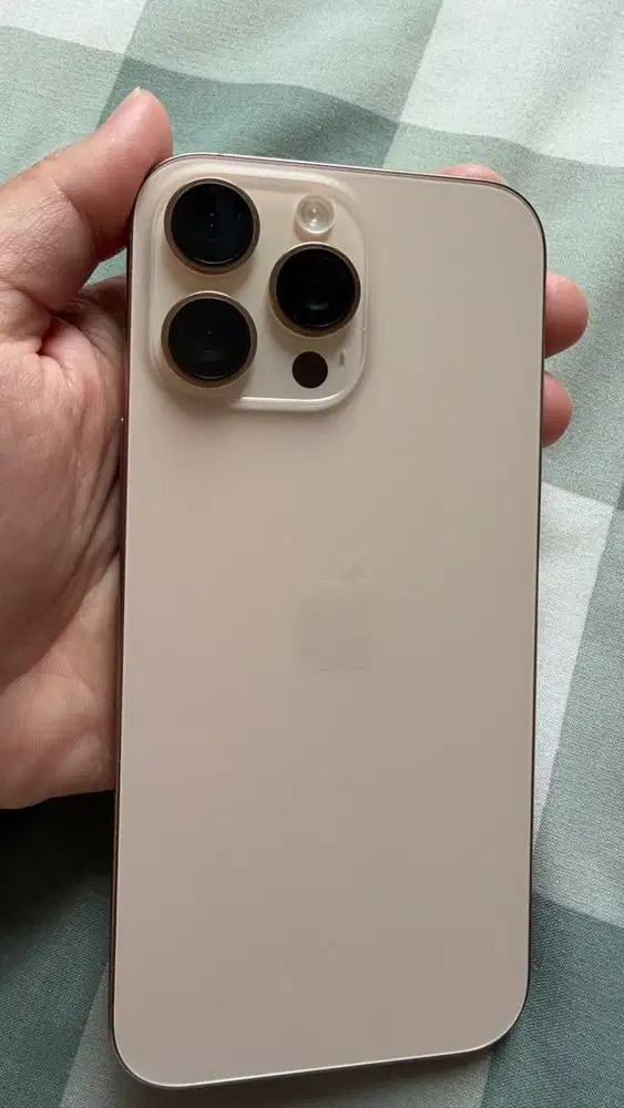 Jual iphone 16 promax 256GB warna dessert titanium