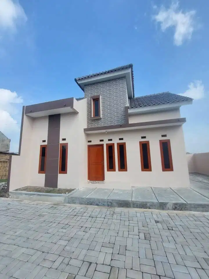 Barat Luwes Kartasura, Perumahan SHM Minimalis Cluster. Bs KPR