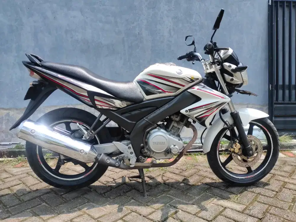 Vixion Facelift 2012 White Ready gasss touring