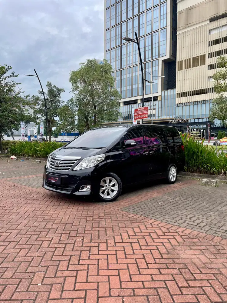 Toyota Alphard 3.5 G AT 2012