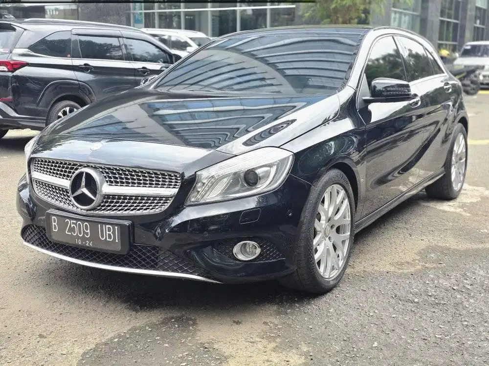 Mercedes Benz A200 1.6 Hatchback 2014