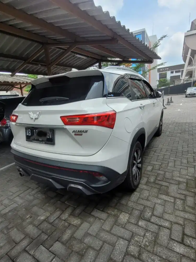 Wuling Almaz ab, kri,beli dari baru ,km dikit,2021,putih ,sunroof