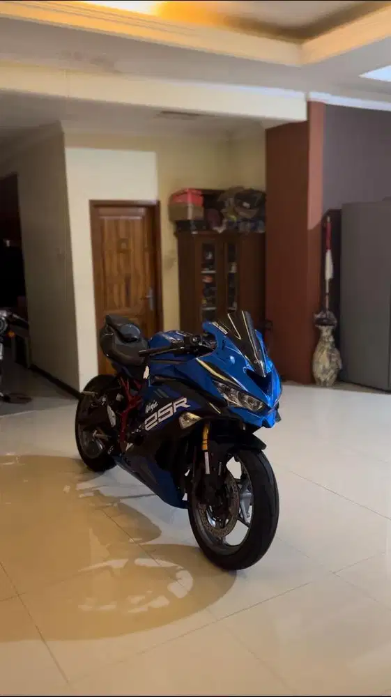 zx250r 2020 abs quickshifter