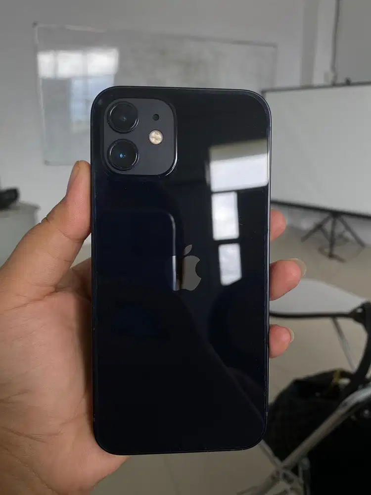 Di jual Iphone 12 inter