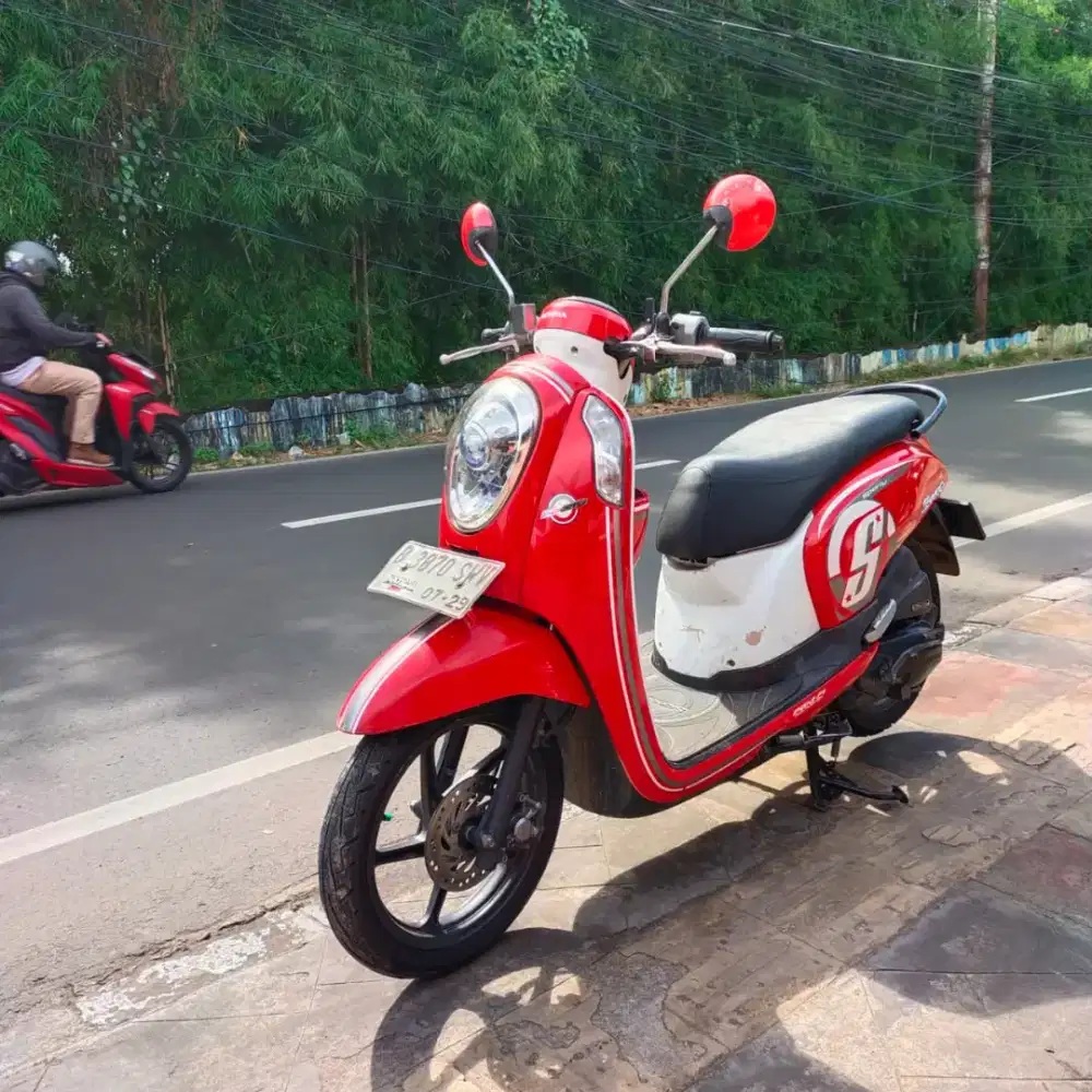 Honda Scoopy ESp 2016 Lengkap Bagus Mesin Aluss